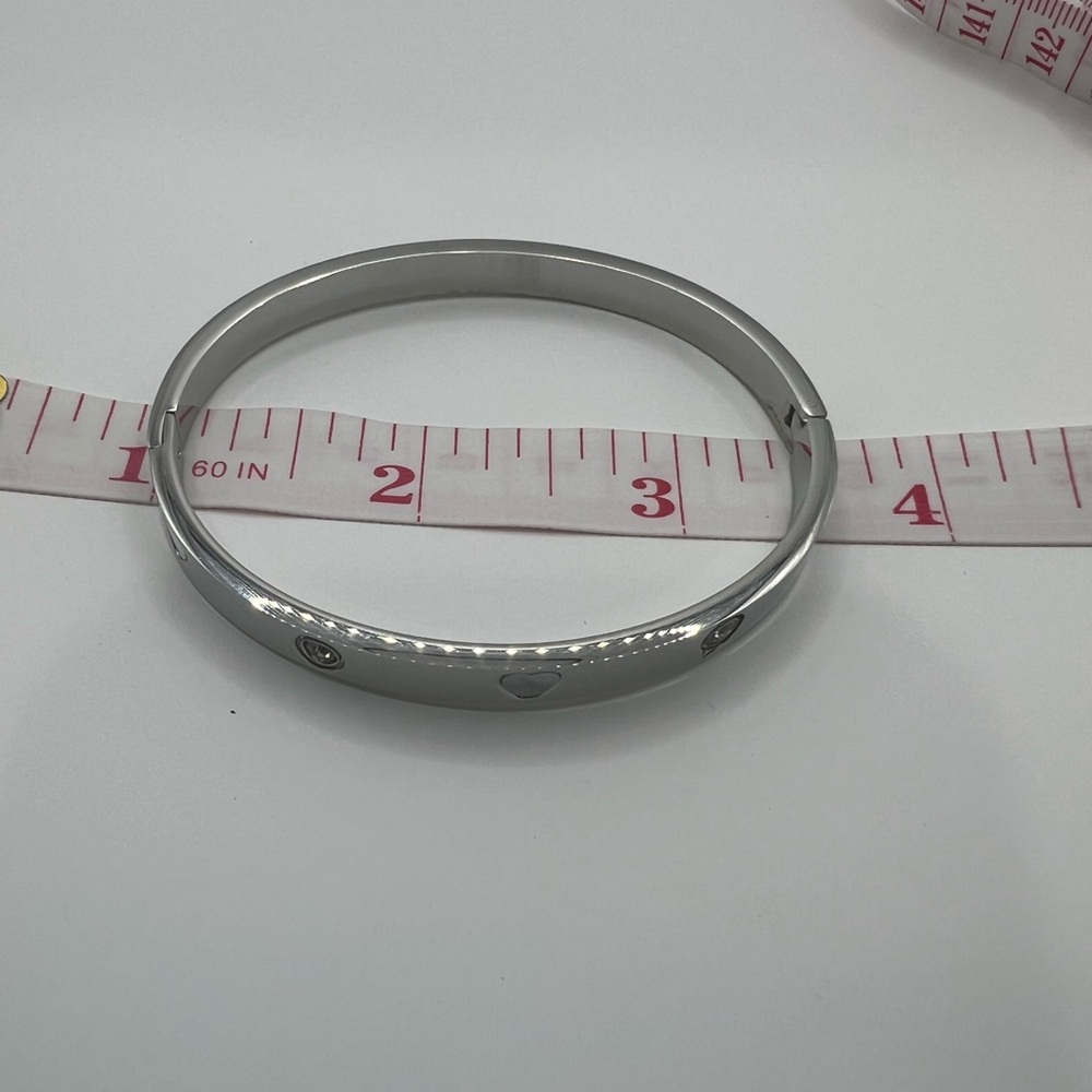 Silver Heart and Stone Bangle Bracelet - Picture 13 of 13